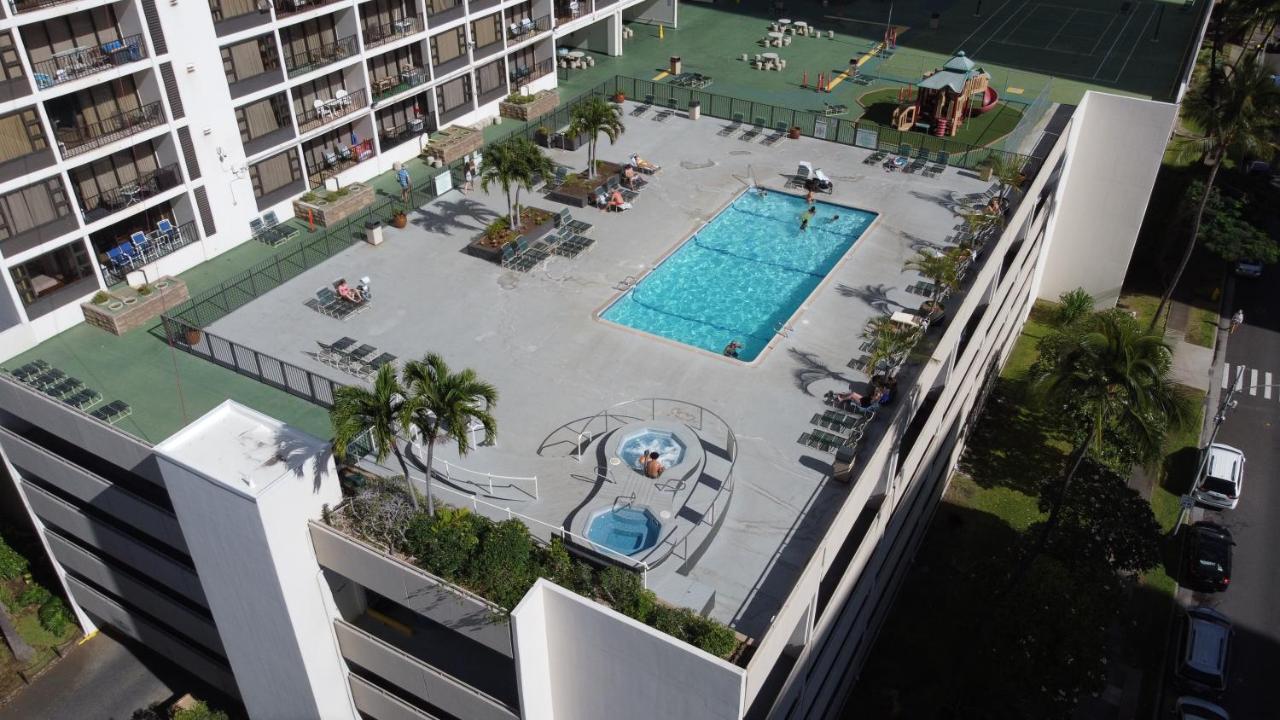 Apartment Beautiful Mountain Views & Steps To Waikiki *