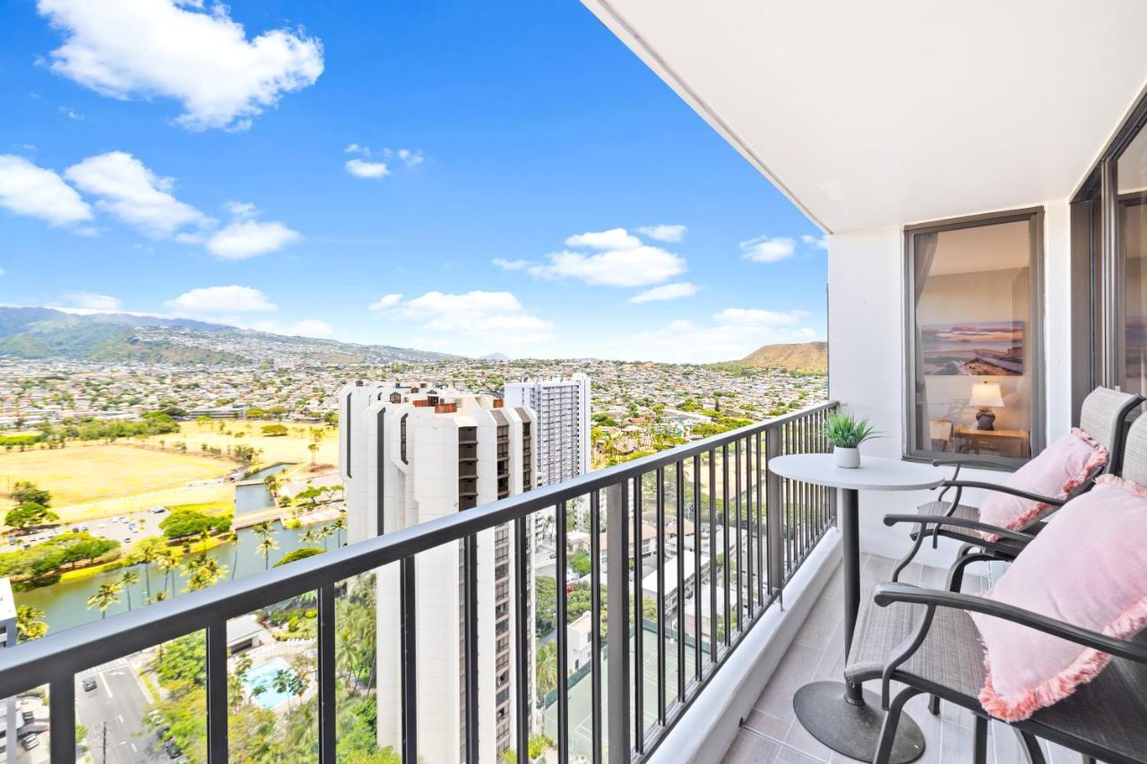 Apartment Beautiful Mountain Views & Steps To Waikiki Honolulu