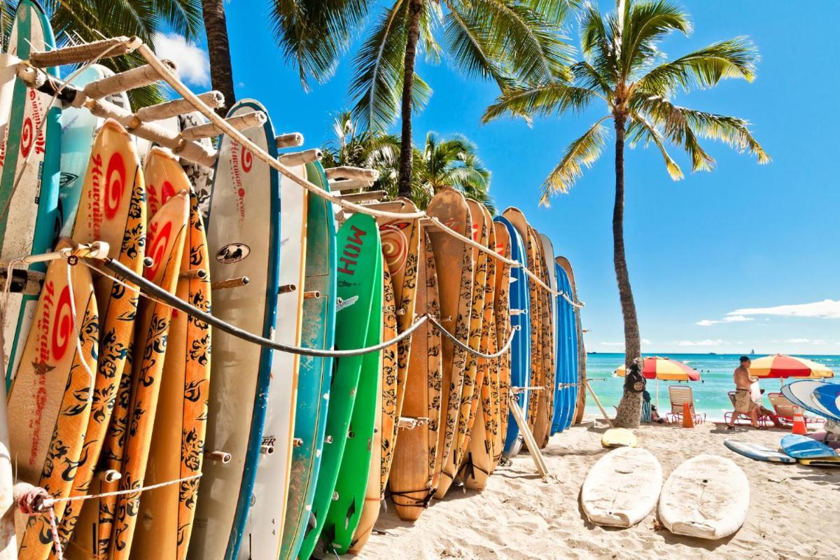 Beautiful Mountain Views & Steps To Waikiki *
